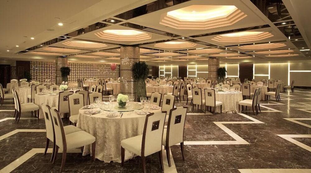 Country Garden Phoenix Hotel Kaiping Jiangmen Esterno foto